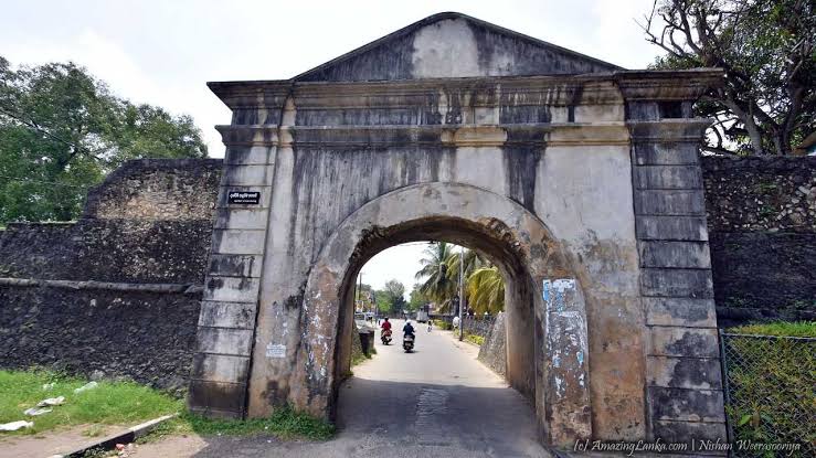 Matara Dutch Fort Star Fort moat southernmost city Polhena reef beach turtle snorkelling Sri Lanka east from Weligama