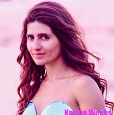 𝐑𝐄𝐀𝐃𝐘 𝐓𝐎 𝐏𝐔𝐓 𝐈𝐍 𝐒𝐎𝐌𝐄 𝐖𝐎𝐑𝐊! See you all Monday January  5th! www.TheFitMissDanceStudio.com