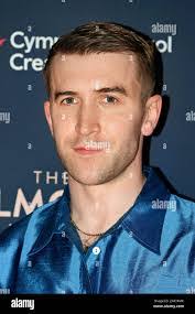 Iona Scott's Instagram, Twitter & Facebook