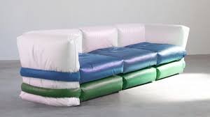 Muller van severen en kassl edition sloegen de handen ineen en ontwierpen deze unieke designsofa. Muller Van Severen Designs Pillow Sofa Based On Kassl Edition S Bags