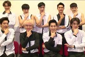 Seperti lagu memperlihatkan semangat, inspiratif dan sebagainya, berikut ini ketahuilah daftar lagu bahasa inggris beserta pesan moralnya: 8 Lirik Lagu Exo Ini Akan Bikin Hidupmu Lebih Positif
