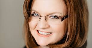 Tiffany Couch's Instagram, Twitter & Facebook