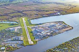Finkenwerder is one of hamburg's most visited destinations. Modernes Dienstleistungszentrum Soll Mit Airbus Realisiert Werden Grosse Investition In Finkenwerder Geplant Stade