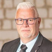 40+ "Peter Hohn" profiles