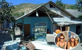 En el video se puede ver como familias enteras logran salvarse de ser arrastradas. Marlene Crespo Y Maite Briz Empezo A Balancearse El Suelo Y Nos Abrazamos Fueron Los 45 Segundos Mas Largos De Nuestras Vidas El Diario Vasco