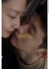 Controversy sparked over alleged relationship between Kim Soo Hyun and late  Kim Sae Ron