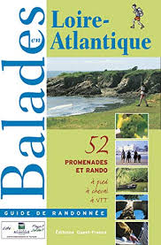 Entre loire et océan atlantique, embarquez pour des vacances en famille à deux ou entre de nantes à redon, on se laisse aisément transporter par le grand air et le calme du canal de nantes à brest au gré des écluses. Balades En Loire Atlantique 52 Promenades Et Randonnees Tourisme Divers French Edition Comite Departemental Du Tourisme En Loire Atlan 9782737330902 Amazon Com Books