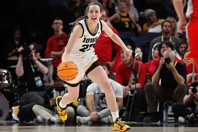 Caitlin Clark: From playing in a boys' league to leading Iowa to first  Final Four in 30 years | Marca