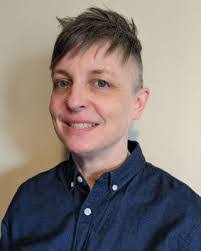 Tracey Hand's Instagram, Twitter & Facebook