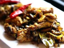 How To Make Posola Chicken Aka Traditional Assamese Chicken Curry Curry Recipes Chicken Curry Indian Curry Chicken Recipes