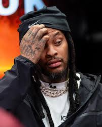 Calvin Macklin's Instagram, Twitter & Facebook