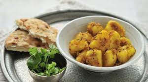 Bombay Potatoes Recipe Recipe Bombay Potato Recipe Curry Recipes Bombay Potatoes