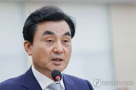 안규백