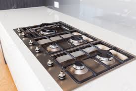 Luxury gas cooktop in stainless steel with 4 italian burners easy clean by cosmo. Cooktops Modern Gas Cooktops