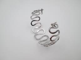 Image result for Gris 1990 ARO