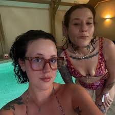 Olive oil chocolate mousse with a wee bitta salt?? Crazy  @arestaurantwherethelightgetsin