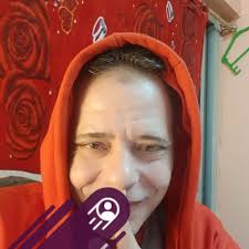 كاروليين عزمي