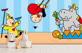 Bumba is een vrolijke clown, die een beetje ondeugend is. Bumba And Bumbalu As Acrobats Wallpaper