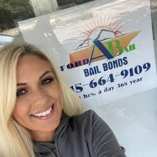 Update- SOLD 🤍White couch $100