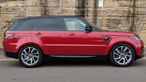 The two share the same chassis, powertrain, and interior. Range Rover Sport 2020 Review Hse Phev Carsguide
