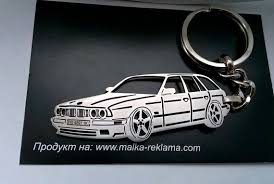 Porte Cles Bmw Bmw E34 Porte Cles Personnalise Par Tagsandkeychains Bmw E34 Porte Cle Personnalise Porte Cle