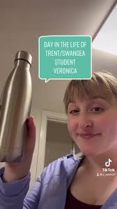 A day in the life of Veronica Smith, a Trent/Swansea student studying  across the Atlantic in Wales! #SwanseaUniversity #TrentUniversity  #DayInTheLife #LawStudent #TrentU #Wales