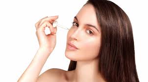 Retinol Face Serum: A Skincare Elixir for Timeless Beauty In the realm of  skincare, retinol has emerged as a potent ingredient celebrated for its  transformative effects