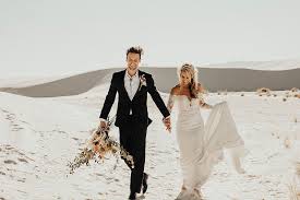 White Sands Elopement In New Mexico Chelsea Cody Meg Amorette Photography In 2020 White Sands New Mexico Wedding Sand National Park Wedding