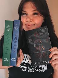 The Midnight Bookshelf