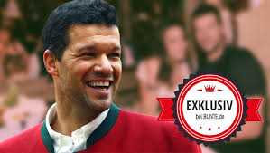 Ergebnisse, nachrichten, videos und bilder. Michael Ballack Natacha Tanous Herzlichen Gluckwunsch Dieses Liebes Posting Bringt Die Fans Zum Ausrasten Bunte De