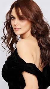 Kendall Jenner's Best Minimalist Street Style Hits