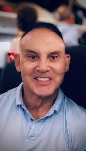 Kenneth Easterling's Instagram, Twitter & Facebook