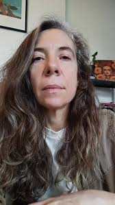 Pendant longtemps ma valeur a été déterminée par le regard des hommes, Que  ceux qui jugent me regardent bien en face, j'en ai rien à foutre de votre  avis 💋, Love à toustes celleux qui ont subi ou ...