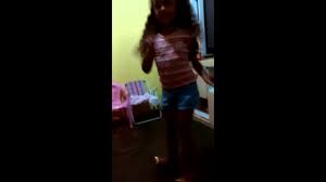 A menina bionica capitulo 1подробнее. Dancando Twerk Anos Shefalitayal