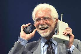 Martin Cooper, Veteran Perang Pencipta Ponsel Pertama