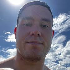 Betting strategy for dog races using numbers 1, 2, 7, and 8