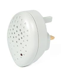 Health canada has banned the sale of electromagnetic pest repellers in canada. Ultrasonic Rat Pest Repellers Plug In Rats Repellent Units