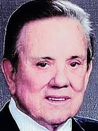 Arthur Etheredge's Instagram, Twitter & Facebook