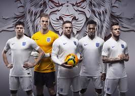 In de engeland fanshop van voetbaldirect vind je jouw nieuwe engeland shirt, engeland trainingspak of tenue! Engeland Thuisshirt Wk 2014 2015 Voetbalshirts Com