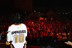 Kamden Hutton (@HuttonKamden)