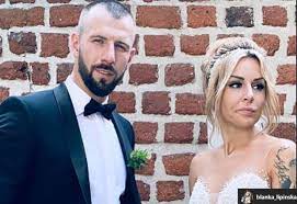 Blanka lipińska news, gossip, photos of blanka lipińska, biography, blanka lipińska partner list blanka lipińska wie, jak zwrócić na siebie uwagę. Blanka Lipinska Wziela Slub Kim Jest Jej Maz Maciej Buzala 7 Faktow Na Jego Temat Eska Pl
