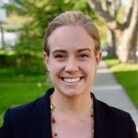 Lisa Everest's Instagram, Twitter & Facebook