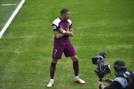 Check out his latest detailed stats including goals, assists, strengths & weaknesses and match ratings. Video Mbappe Fools Multiple Troyes Defenders With An Incredible Skill Move Psg Talk