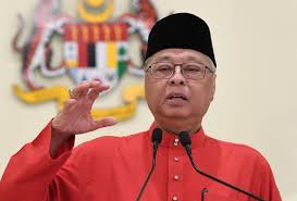 Turut terkena kritikan dan kecaman ialah anak kepada menteri kanan (pertahanan), datuk seri ismail sabri yaakob, iaitu dafi. Ismail Sabri Deserves To Be Umno S Stalwart In Pn Political Analyst Astro Awani