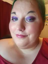 What do you think of my makeup look?