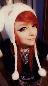 The cinnamon roll hat though 🥰