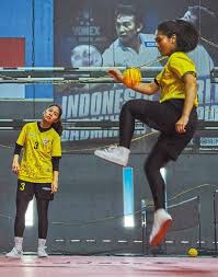The origins history of sepak takraw remains a question of extreme controversy in southeast asia the modern version of sepak takraw is fiercely simplified and started taking form in thailand almost 200 years ago. Sepak Takraw Takes Flight Aramcoworld