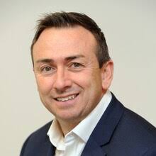 Mark Rooke's Instagram, Twitter & Facebook