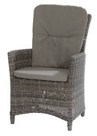 Der diamond garden ancona stapelstuhl wenn sie ihre terrasse elegant und modern einrichten möchten, dann ist der stapelstuhl von diamond garden aus der serie ancona genau der richtige für sie! Polyrattan Stuhl Ancona Roca Taste 4 Season Moebel Garten24 De