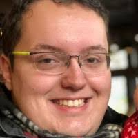 Amber Rolfe's Instagram, Twitter & Facebook